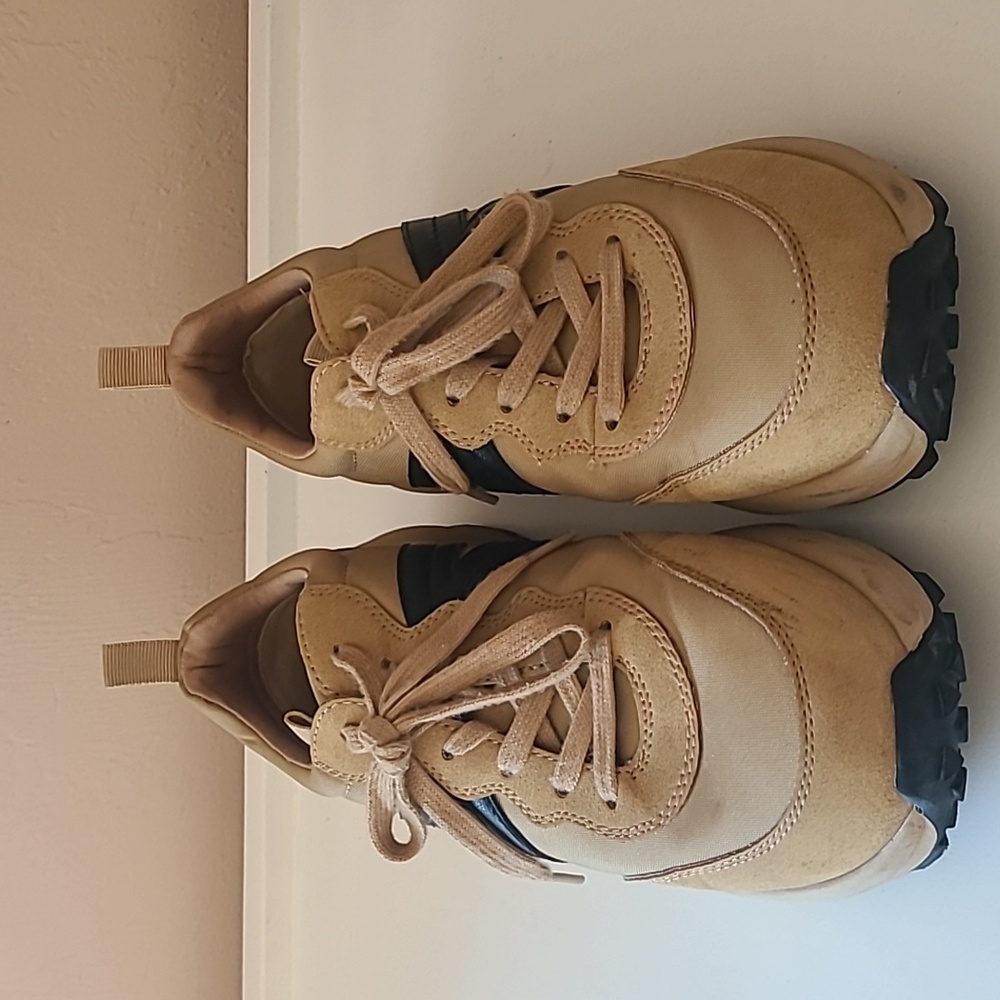 MIA SCOUT TAN BLACK Chunky Retro Sneaker Size 7.5 - Picture 2 of 15